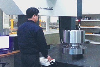 Coordinate Measuring Machine